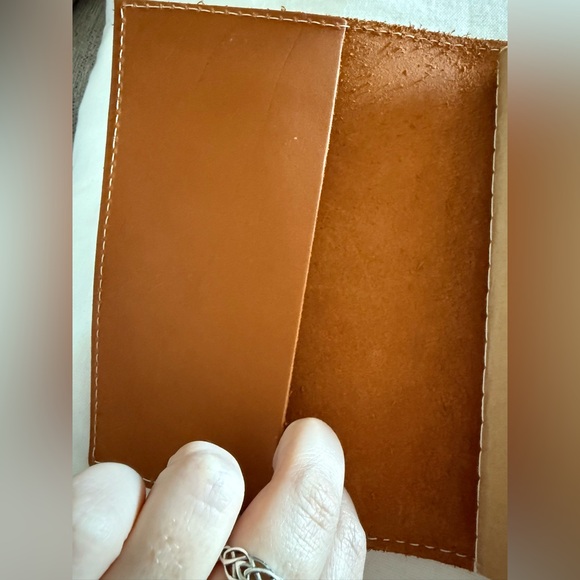 Portland Leather Medium Snap Leather Journal Honey - Picture 5 of 6
